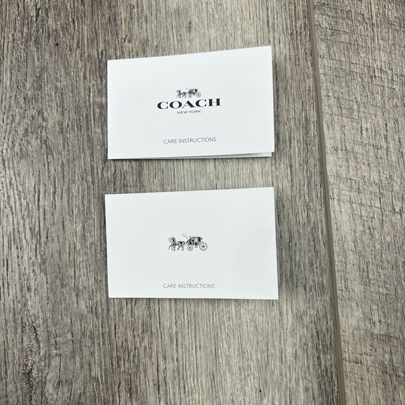 Coach‎ Brown Purse - Picture 12 of 16